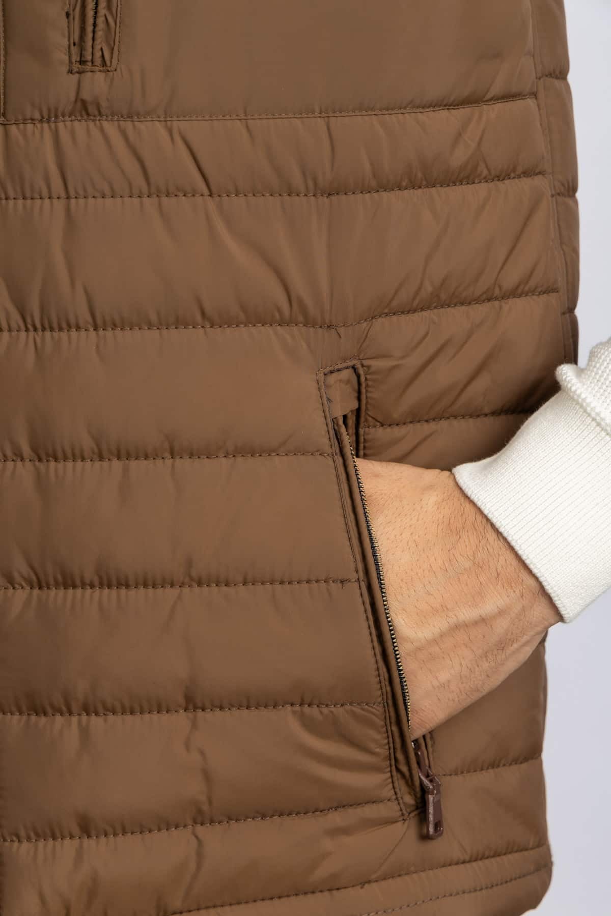 CASUAL HALF NECK VEST – BROWN